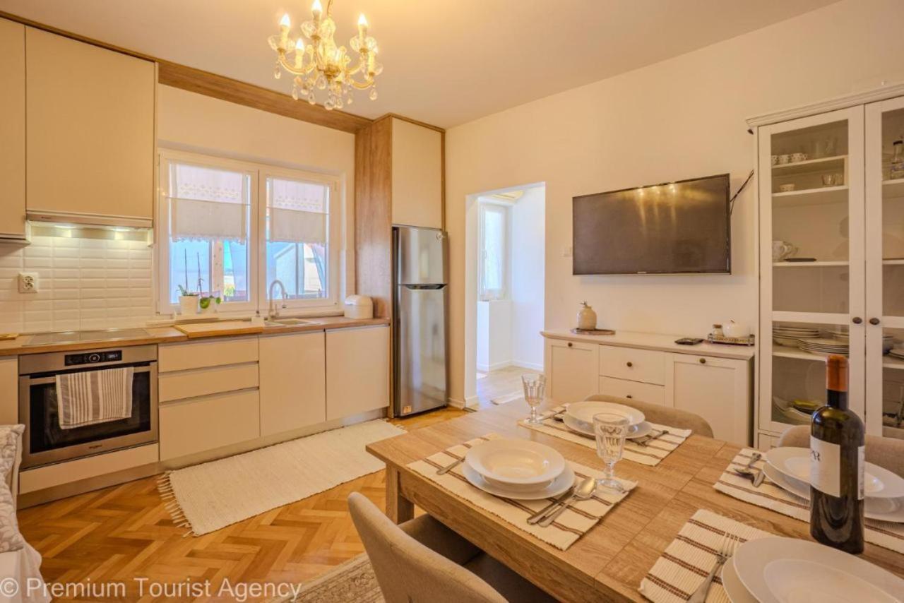 Sunset Apartment With Sea View Povljana Ngoại thất bức ảnh
